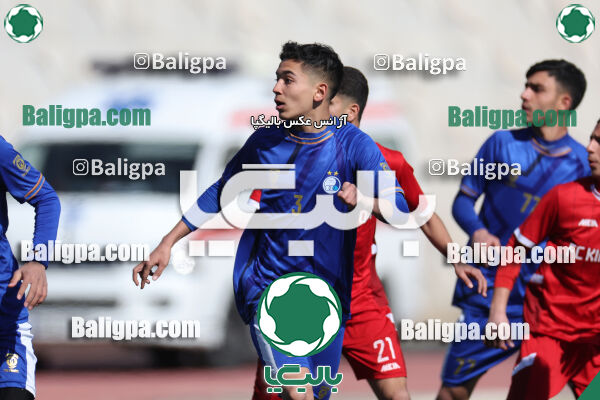 استقلال 1 - 1 کیا
