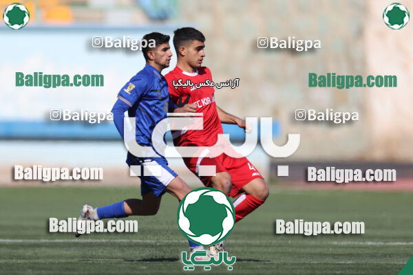 استقلال 1 - 1 کیا
