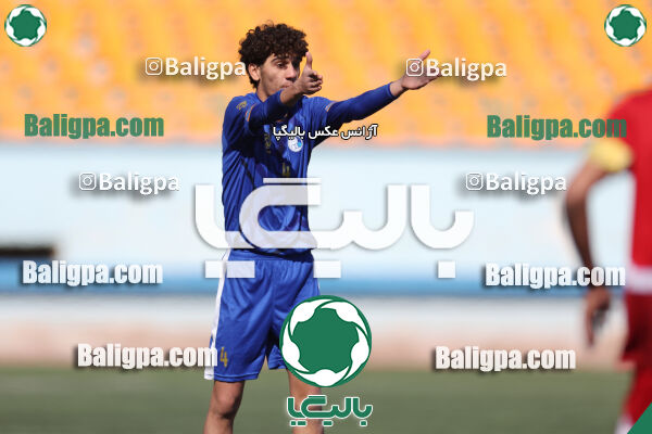استقلال 1 - 1 کیا