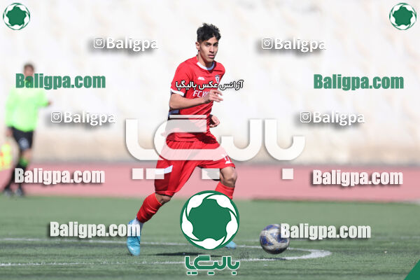 استقلال 1 - 1 کیا
