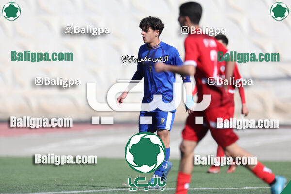 استقلال 1 - 1 کیا
