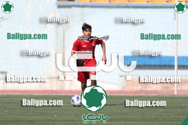 استقلال 1 - 1 کیا