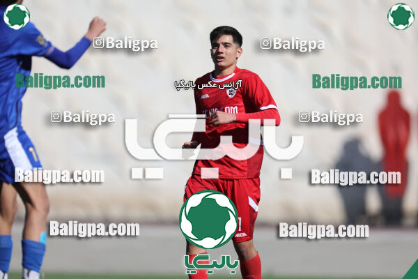استقلال 1 - 1 کیا