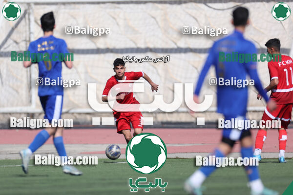 استقلال 1 - 1 کیا