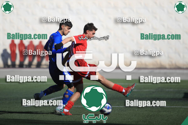 استقلال 1 - 1 کیا