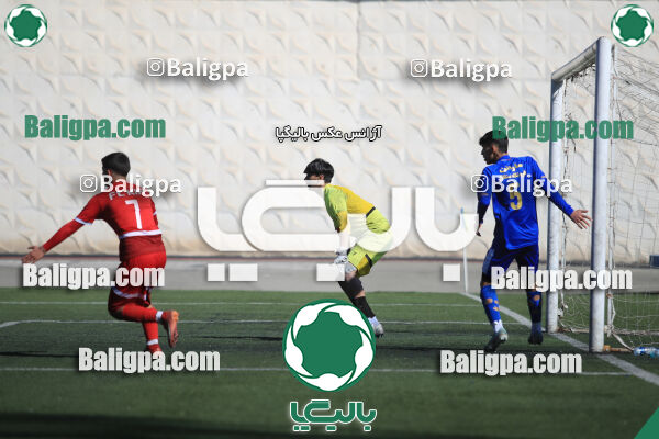استقلال 1 - 1 کیا