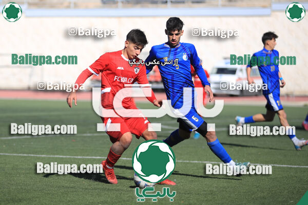 استقلال 1 - 1 کیا