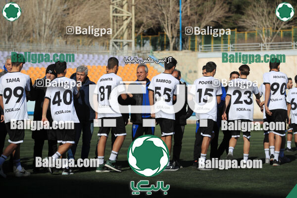 استقلال 1 - 1 کیا