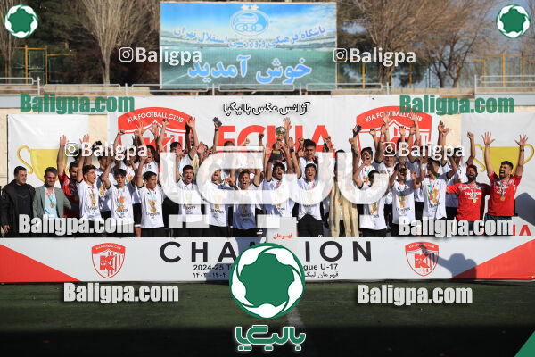 استقلال 1 - 1 کیا