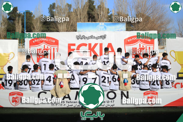 استقلال 1 - 1 کیا