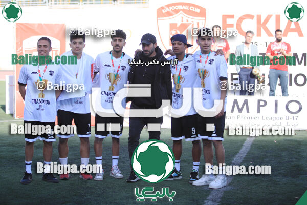 استقلال 1 - 1 کیا