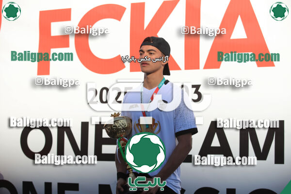 استقلال 1 - 1 کیا