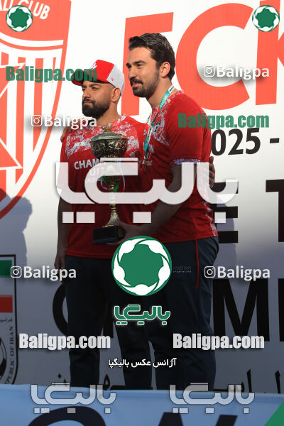 استقلال 1 - 1 کیا