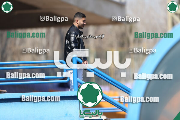 استقلال 1 - 1 کیا