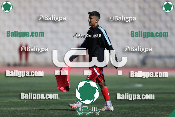 استقلال 1 - 1 کیا