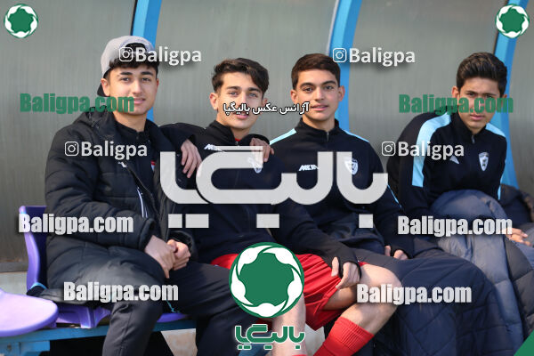 استقلال 1 - 1 کیا