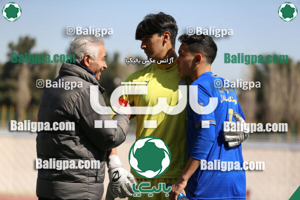 استقلال 1 - 1 کیا