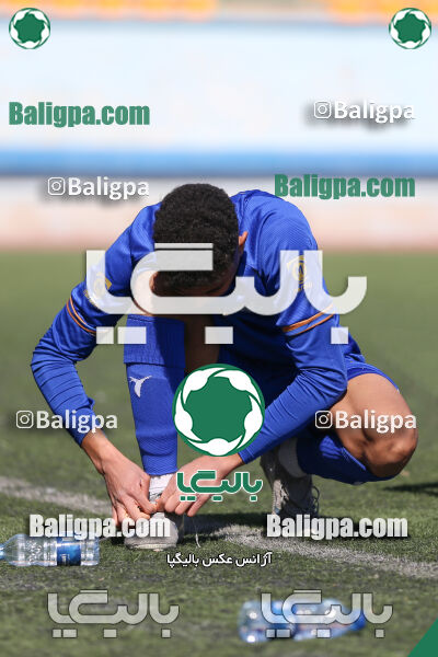 استقلال 1 - 1 کیا