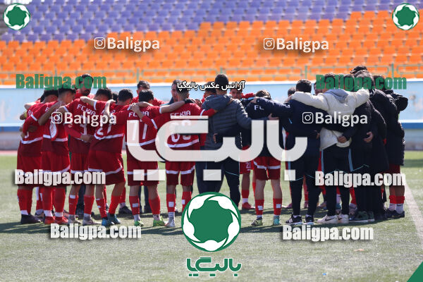 استقلال 1 - 1 کیا