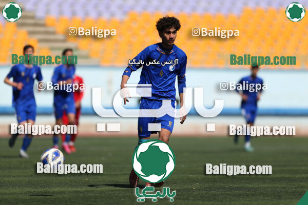 استقلال 1 - 1 کیا