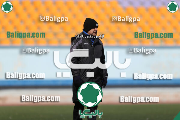 استقلال 1 - 1 کیا