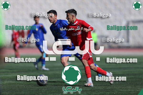 استقلال 1 - 1 کیا
