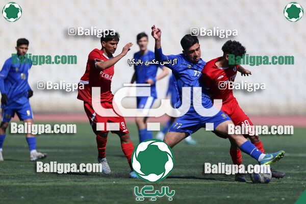 استقلال 1 - 1 کیا