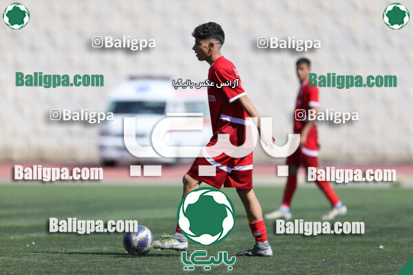 استقلال 1 - 1 کیا