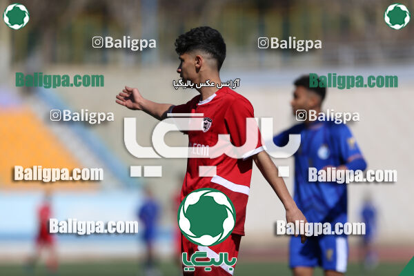استقلال 1 - 1 کیا
