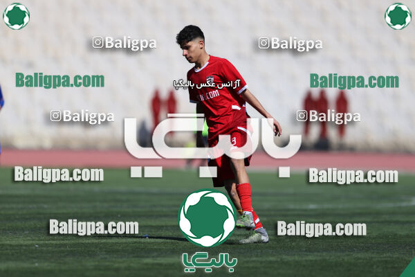 استقلال 1 - 1 کیا