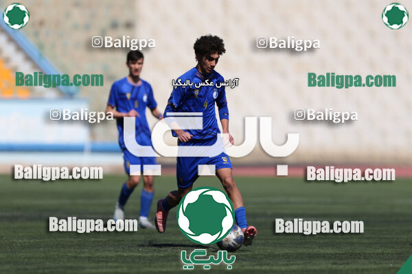 استقلال 1 - 1 کیا