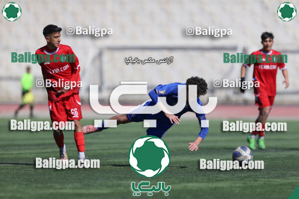 استقلال 1 - 1 کیا