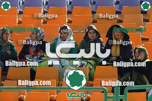 استقلال 1 - 1 کیا