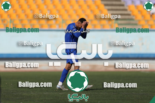 استقلال 1 - 1 کیا