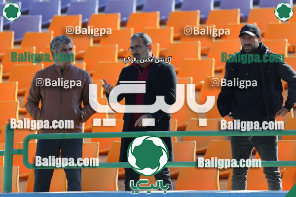 استقلال 1 - 1 کیا