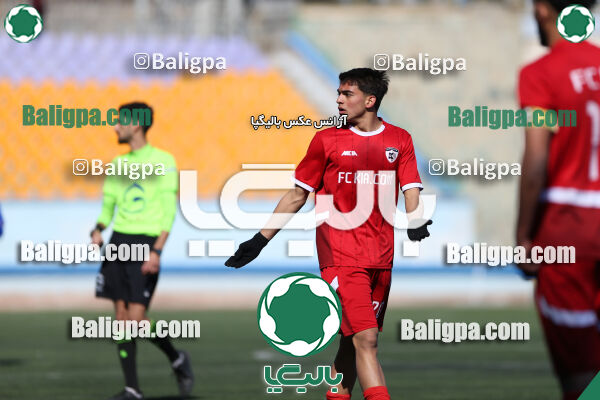 استقلال 1 - 1 کیا