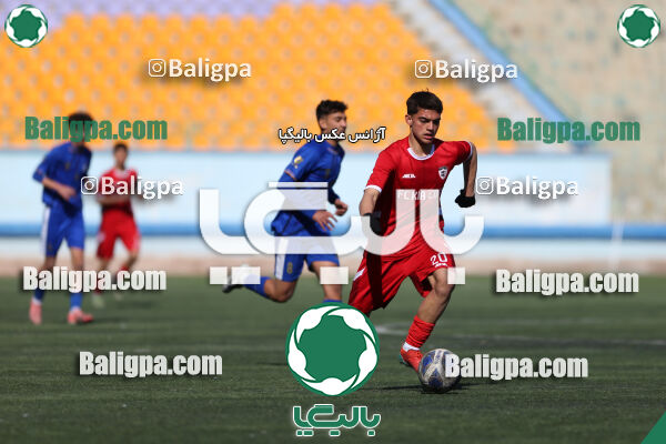 استقلال 1 - 1 کیا