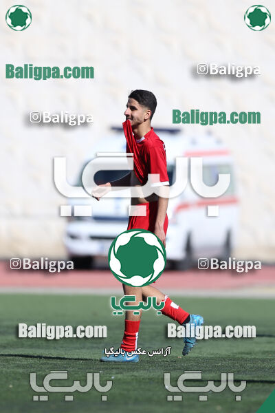 استقلال 1 - 1 کیا