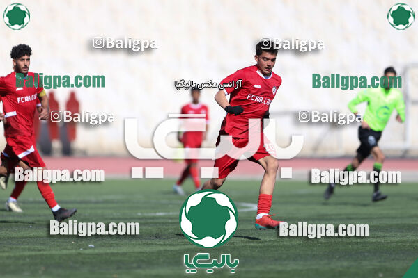 استقلال 1 - 1 کیا