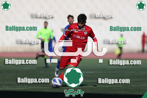 استقلال 1 - 1 کیا