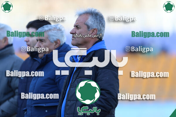 استقلال 1 - 1 کیا