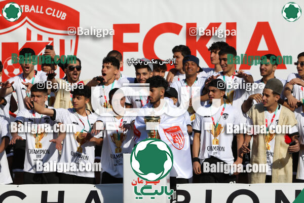 استقلال 1 - 1 کیا