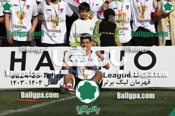 استقلال 1 - 1 کیا