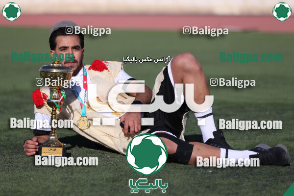 استقلال 1 - 1 کیا