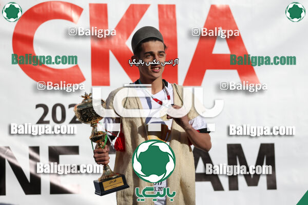 استقلال 1 - 1 کیا