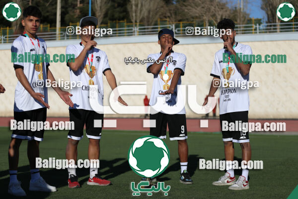 استقلال 1 - 1 کیا