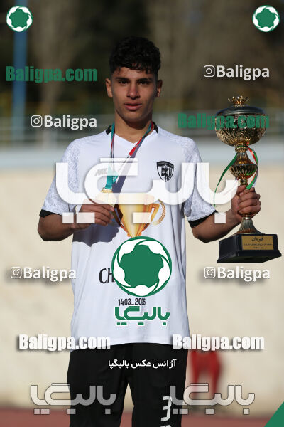 استقلال 1 - 1 کیا