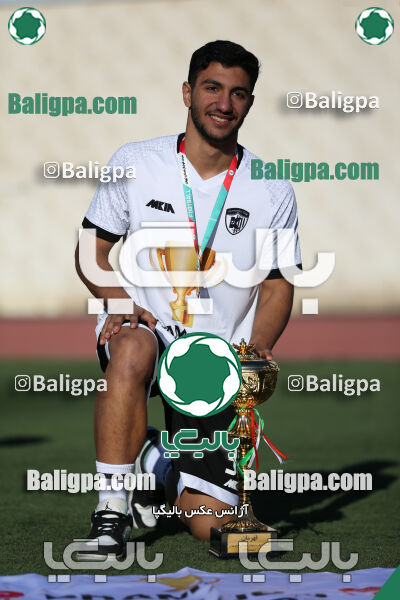 استقلال 1 - 1 کیا