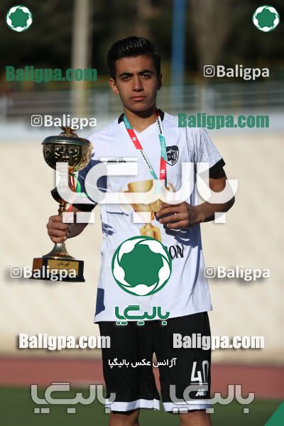 استقلال 1 - 1 کیا