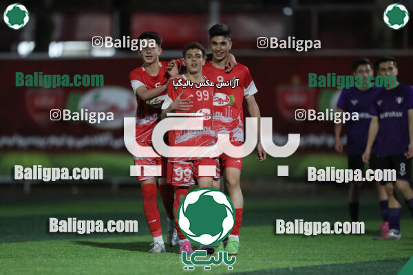 پرسپولیس 8–1 مهر یاران حافظ